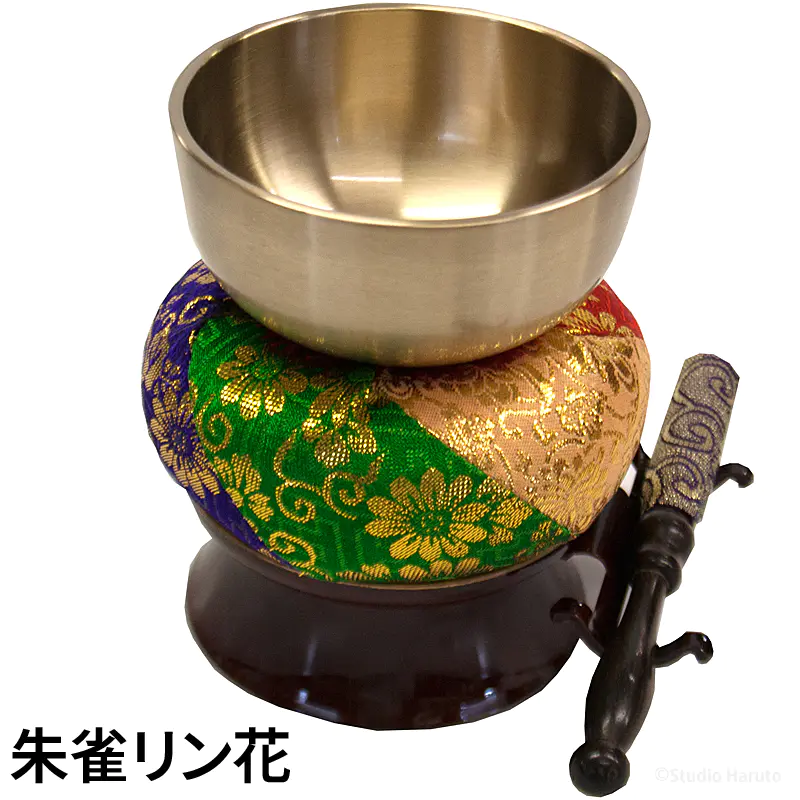 仏具 おりん 朱雀 4点セット 9.2cm 肉厚 金襴 五色丸布団 美しい