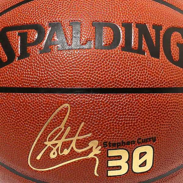 値下げ【直筆サイン入り】ステフィン・カリー SPALDING バスケットボール 直筆サイン入り】 ステファンカリーのバスケットボール販売