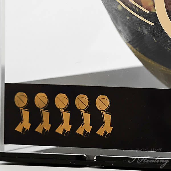 コービーブライアント PU革暗闇で光るバスケットボール７号 反射 残りわずか〉暗闇で光るバスケットボール7号 反射 PU革