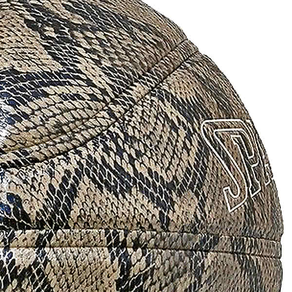 KOBE BRYANT コービーブライアント SPALDING シルバースネークボール