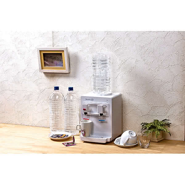 KABU &ウォーターサーバー コンパクト 卓上ウォーターサーバー AQUACUBE 温水 冷水 家庭用