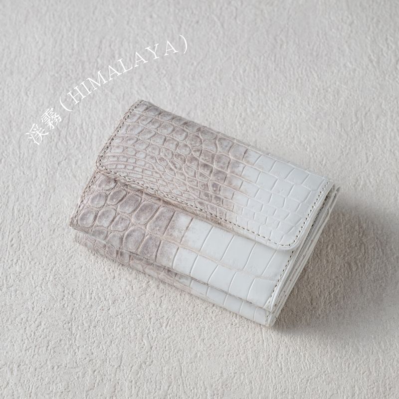 Kei-渓-（三つ折り財布）マットクロコダイル/渓霧（ヒマラヤ） 日本製