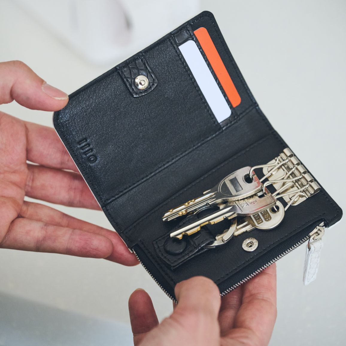 美品✨シャイニングクロコダイル キーケース ターコイズ エキゾチックレザー シャイニング クロコダイル スマートキーケース レディース 鍵 入れ