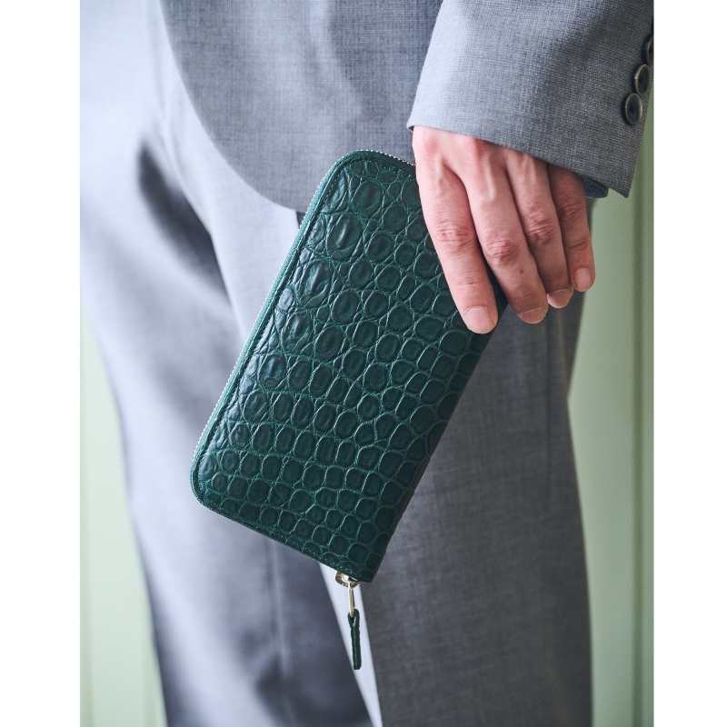 ☆極美品☆ マットクロコ ラウンドファスナー長財布 焦茶 クロコダイル ラウンドファスナー 長財布 マット 財布 本革 レザー 鰐