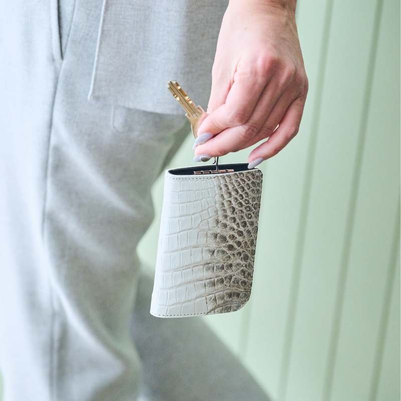 Gen-源-（カード＆キーケース） マットクロコダイル/渓霧（ヒマラヤ