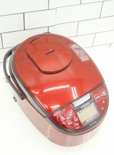 日立製2014年式中古IH炊飯器1.0L（5.5合）　RZ-RT10BK