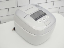 タイガー製2017年式中古圧力IH炊飯器1.0L（5.5合）　JPC-A100