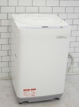 シャープ製2017年式7kg中古全自動洗濯機　ES-T709-W