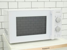 ヤマダ製2023年式中古電子レンジ　YMW-M17JW5