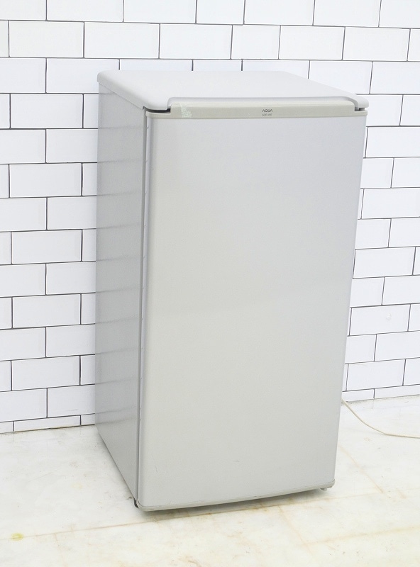 AQUA 冷蔵庫 75リットル AQR-81E セカンド冷蔵庫として‼️ AQR-81E