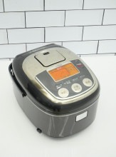 タイガー製2012年式中古IH炊飯器1.0L（5.5合）　JKK-J100