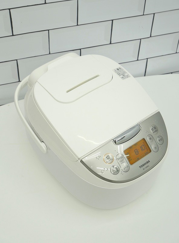 東芝製2018年式中古炊飯器1.0L（5.5合） RC-10MSL
