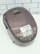 タイガー製2022年式中古IH炊飯器1.0L（5.5合）　JPW-C100