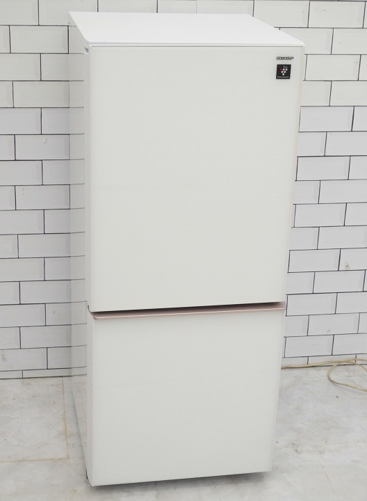 2018年式 137L シャープ 冷蔵庫 SJ-GD14D-W シャープ SJ-GD14D 価格比較 - 価格.com