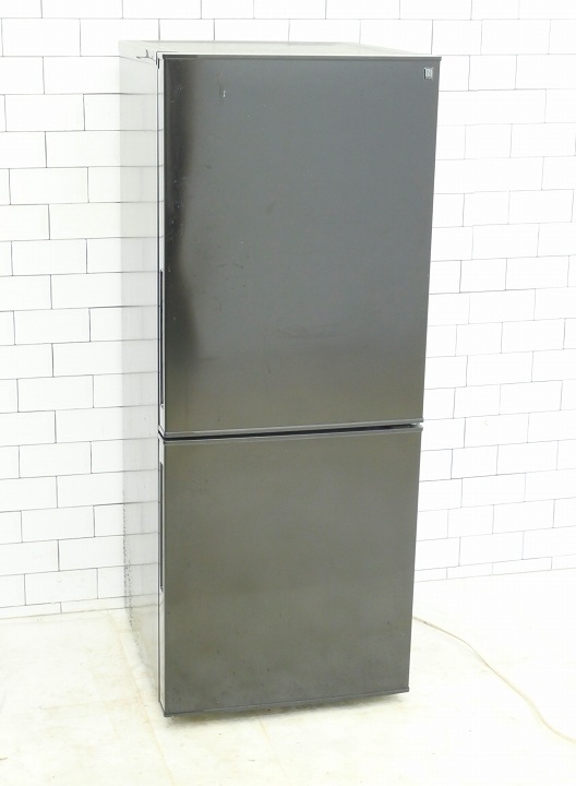 ニトリ 2ドア冷凍冷蔵庫 2023年製 140L ブラック NTR-140BK ニトリ 2ドア冷凍冷蔵庫 2023年製 140L ブラック NTR-140BKの通販 by