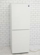 シャープ製2023年式280L中古冷凍冷蔵庫　SJ-PD28J-W
