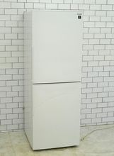 シャープ製2021年式280L中古冷凍冷蔵庫　SJ-PD28G-W