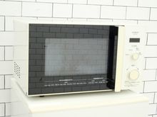 日立製2019年式中古電子レンジ　22L/HMR-BK220-Z5