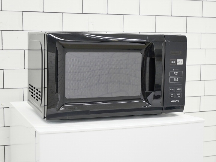 山善製2025年式中古電子レンジ YRM-HF171(B)