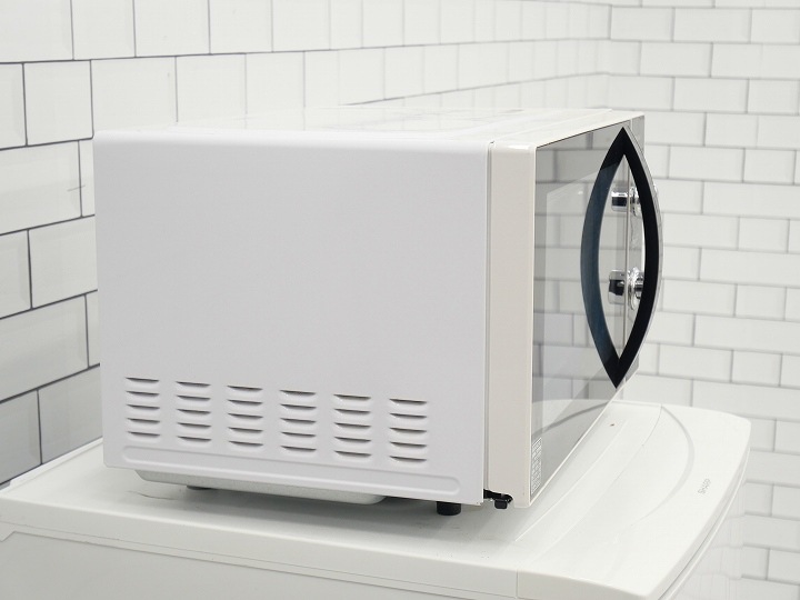 東芝製2020年式中古フラット型電子レンジ ER-SM17(W)