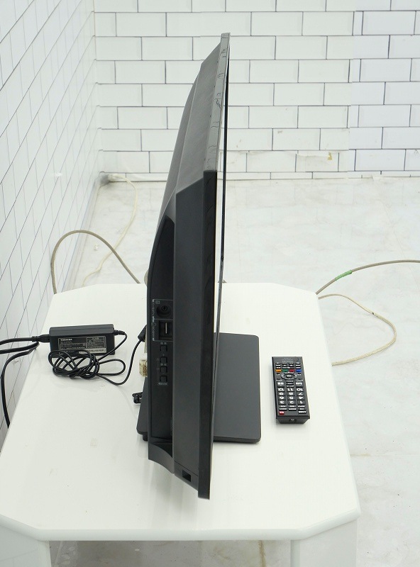 東芝製/2016年式32型地上・BS・110度CSデジタルハイビジョン液晶テレビ