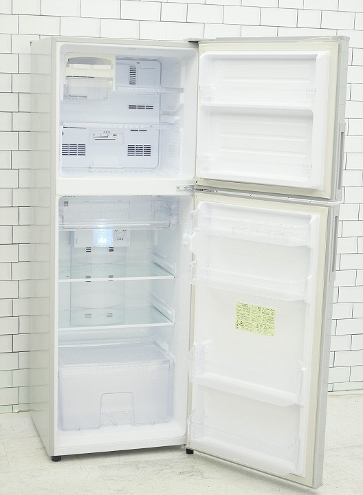 シャープ 冷蔵庫 SJ-D23C 2017年式 225L