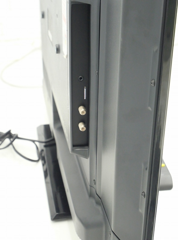 川竹エレクトロニクス製/2016年式32型地上・BS・110度CSデジタル