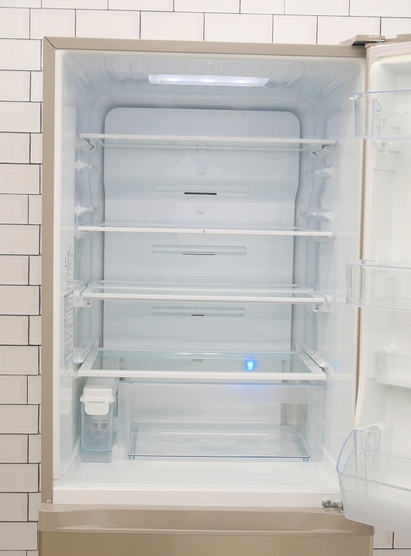 TOSHIBA GR-D43G(NS) 東芝ノンフロン冷凍冷蔵庫 2011年製