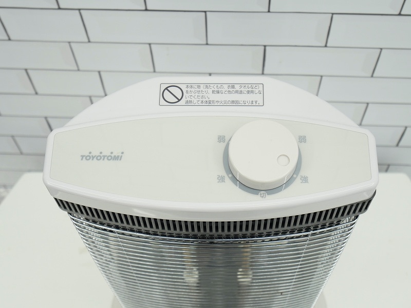 トヨトミ製 年式不明中古電気ストーブ EH-Q100I