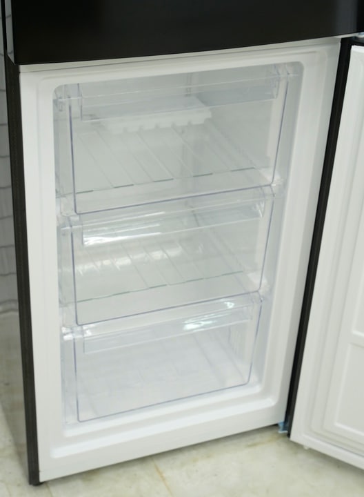 ニトリ2024年式230L中古冷凍冷蔵庫 NR-230F BK