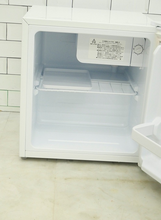 Abitelax 一人暮らし　AR-45KS 冷蔵庫 送料無料　2019年式 Amazon.co.jp: アビテラックス 45L 1ドア冷蔵庫 AR-45KS 右開き