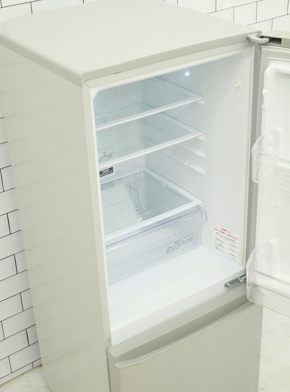 ☆美品中古☆三菱 146L 冷蔵庫 【MR-P15T-B】J959 三菱製2018年