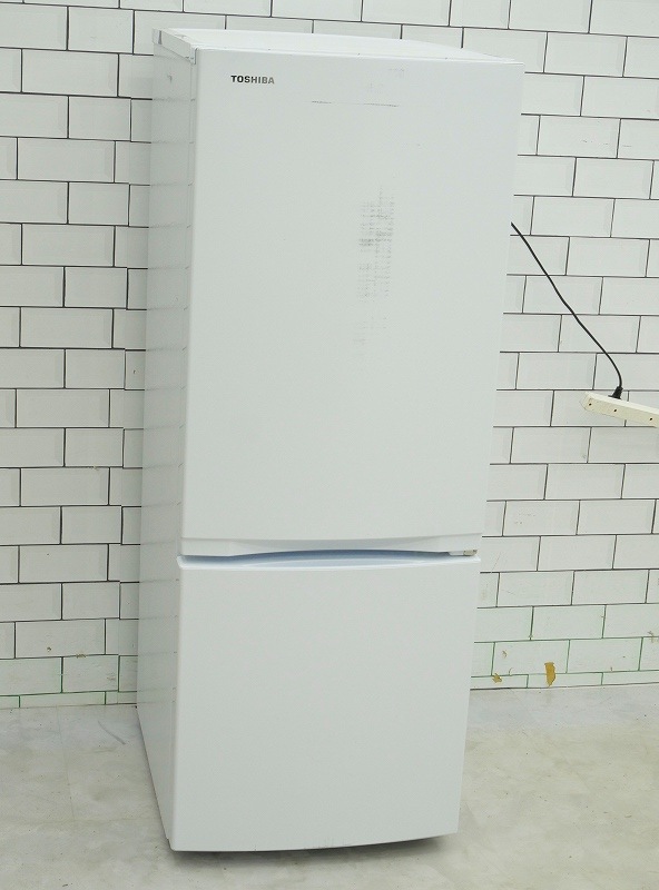 D0240 東芝冷蔵庫19年-153L 2ドア 冷凍下