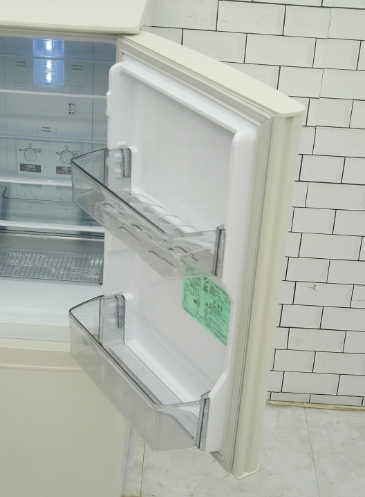 三菱製2022年式146L中古冷凍冷蔵庫 MR-P15G-W