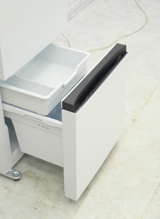 �ϥ�����2023ǯ��162L���������¢�ˡ�HR-D15F