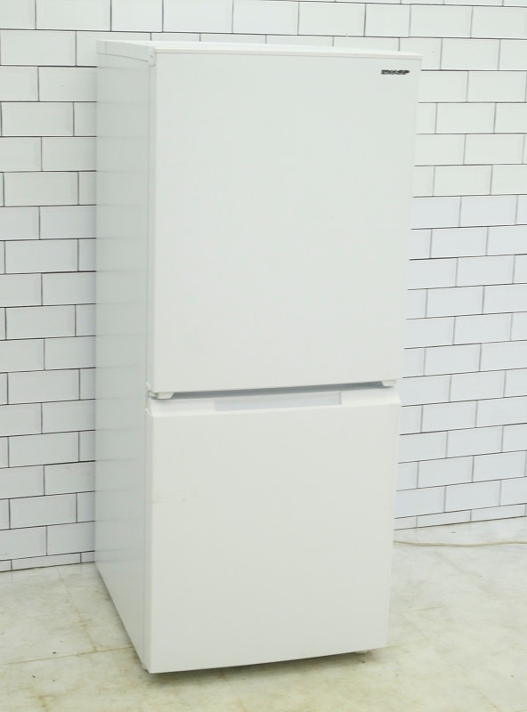 SHARP中古冷蔵庫 152L 2023年製 形名SJーDー15JーW シャープ製2023年式152L中古冷凍冷蔵庫 SJ-D15J-W