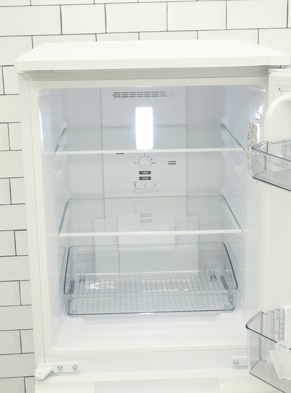 ③【中古美品】23年製シャープノンフロン冷凍冷蔵庫 SJ-D15J-W 152L SJ-D15J | 冷蔵庫：シャープ