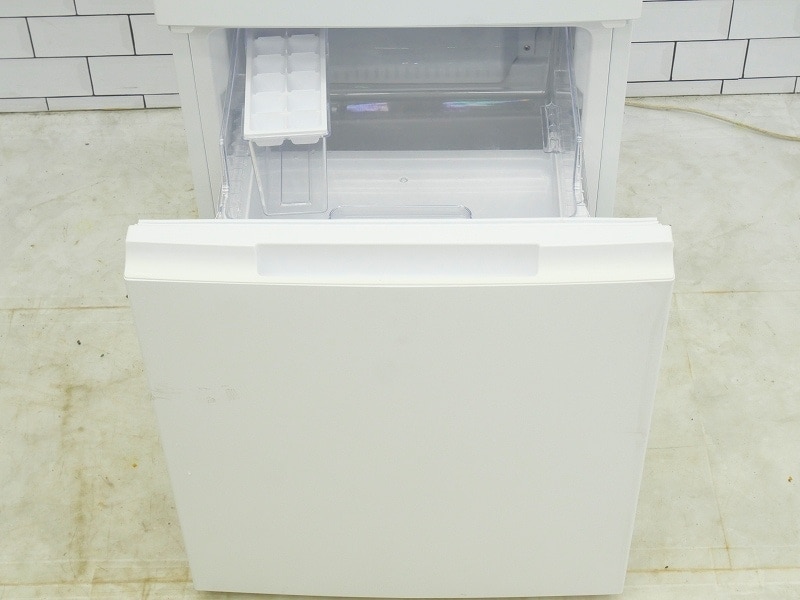 SHARP中古冷蔵庫 152L 2023年製 形名SJー15E3ーB SHARP中古