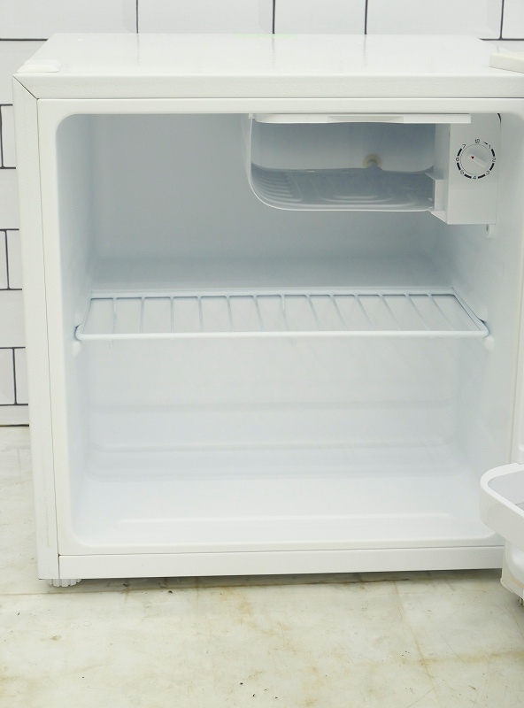 ヤマダ YAMADA 冷蔵庫 YRZ-C05H1 46L 2021年製