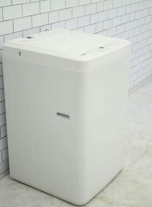 ヤマダ製2023年式6kg中古全自動洗濯機 YWM-T60H1
