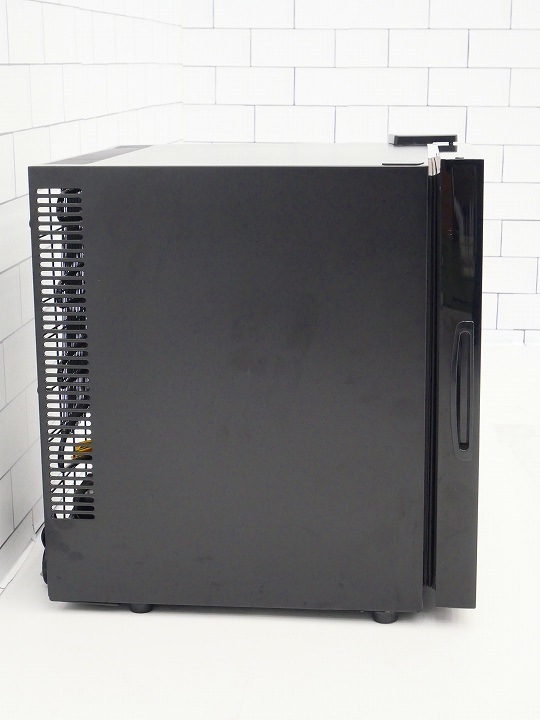 A-Stage 冷蔵庫 AR-32L01MG 2021年製　中古美品 A-Stage2021年式32L中古ワンドアミラーガラス冷蔵庫 AR-32L01MG