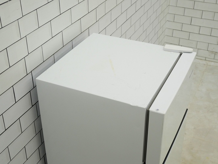 【高年式】大阪送料無料★3か月保障付き★2024年★HR-B91HW★IR-42 ハイセンス2024年式87L中古冷凍冷蔵庫 HR-B91HW