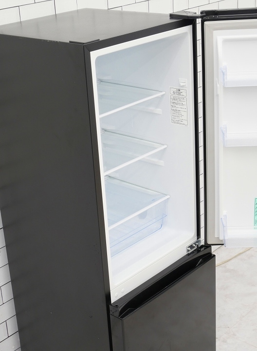 ハイセンス2024年式175L中古冷凍冷蔵庫 HR-D1701B