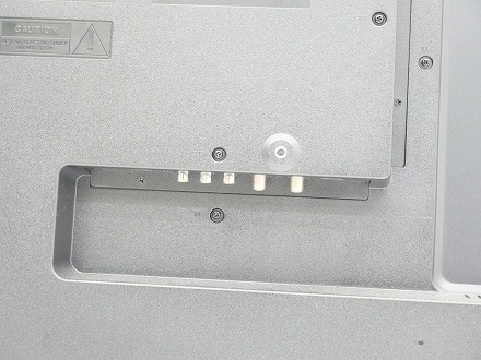 MAXZEN製/年式不明 32型地上・BS・110度CSデジタルハイビジョンLED液晶