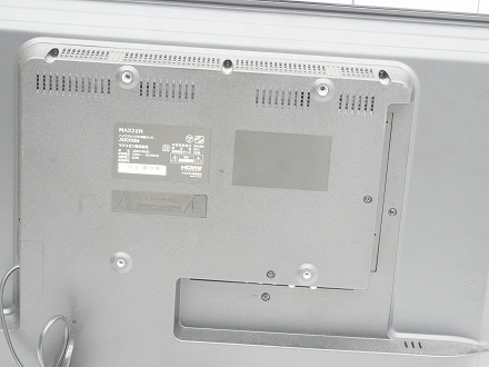 MAXZEN製/年式不明 32型地上・BS・110度CSデジタルハイビジョンLED液晶