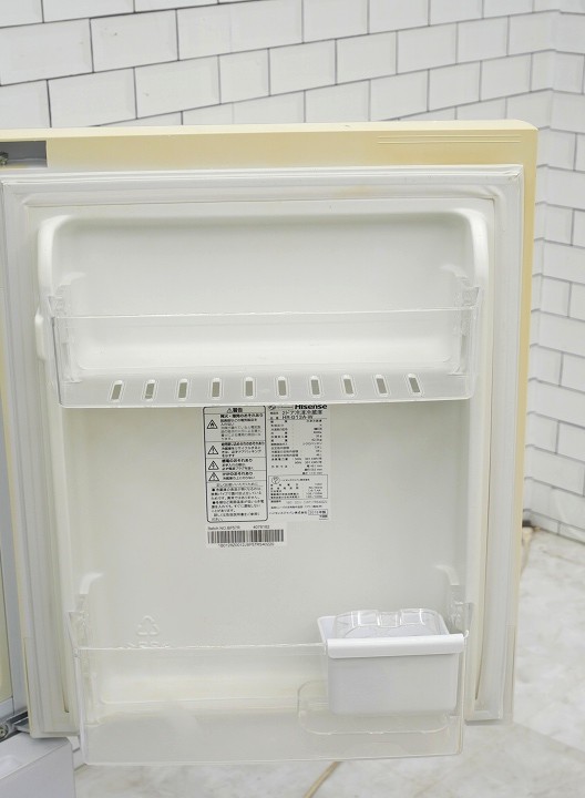 ハイセンス製2018年式134L中古冷凍冷蔵庫 HR-G13A-W