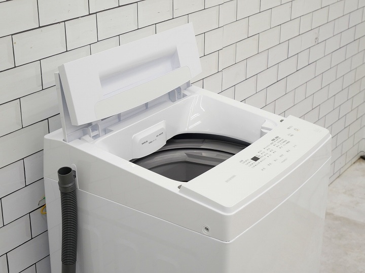 アイリスオーヤマ製2023年式6kg中古全自動洗濯機 IAW-T604E