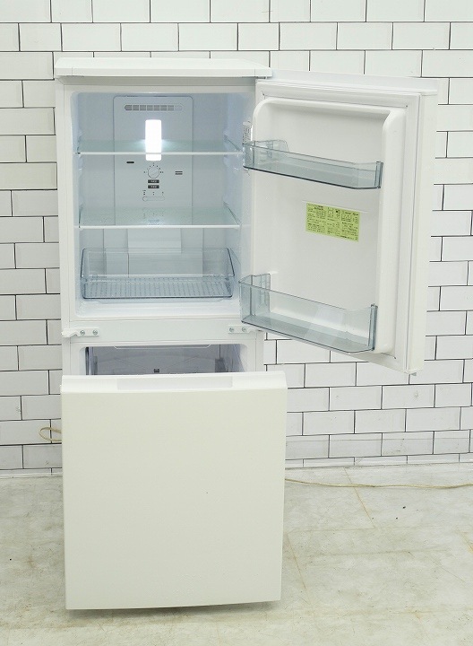 ③【中古美品】23年製シャープノンフロン冷凍冷蔵庫 SJ-D15J-W 152L ③【中古美品】23年製シャープノンフロン冷凍冷蔵庫 SJ-D15J-W