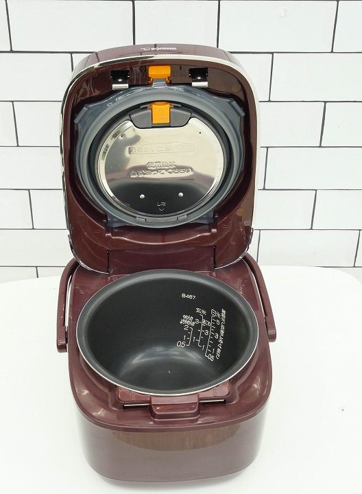 象印製2018年式中古圧力IH炊飯器1.0L（5.5合） NP-YT10