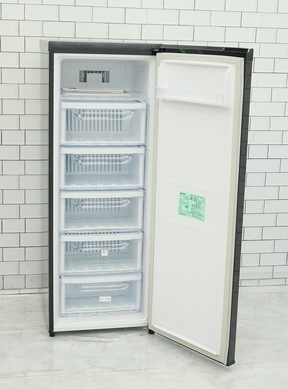 2019年製 三菱5段式冷凍庫 MF-U14D-B 2019年製 三菱5段式冷凍庫 MF-U14D-B